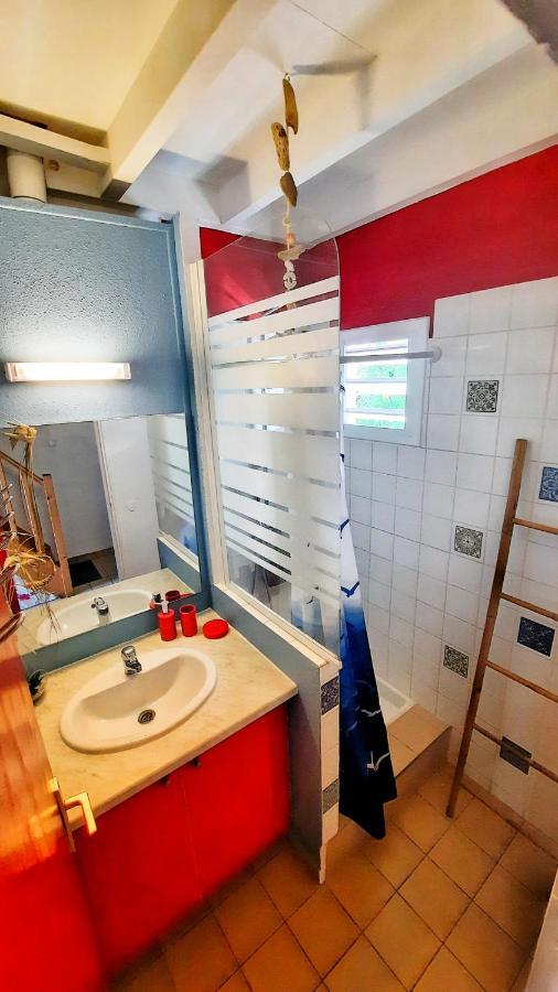 Studio T1 Bis La Belle Vue, Vue Mer, Wifi, Plage A 50M Le Moule Dış mekan fotoğraf